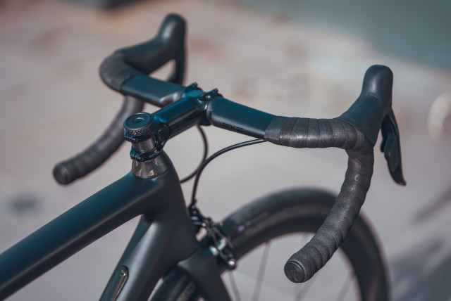 extralite_steam_exs_handlebars_exs_airtape